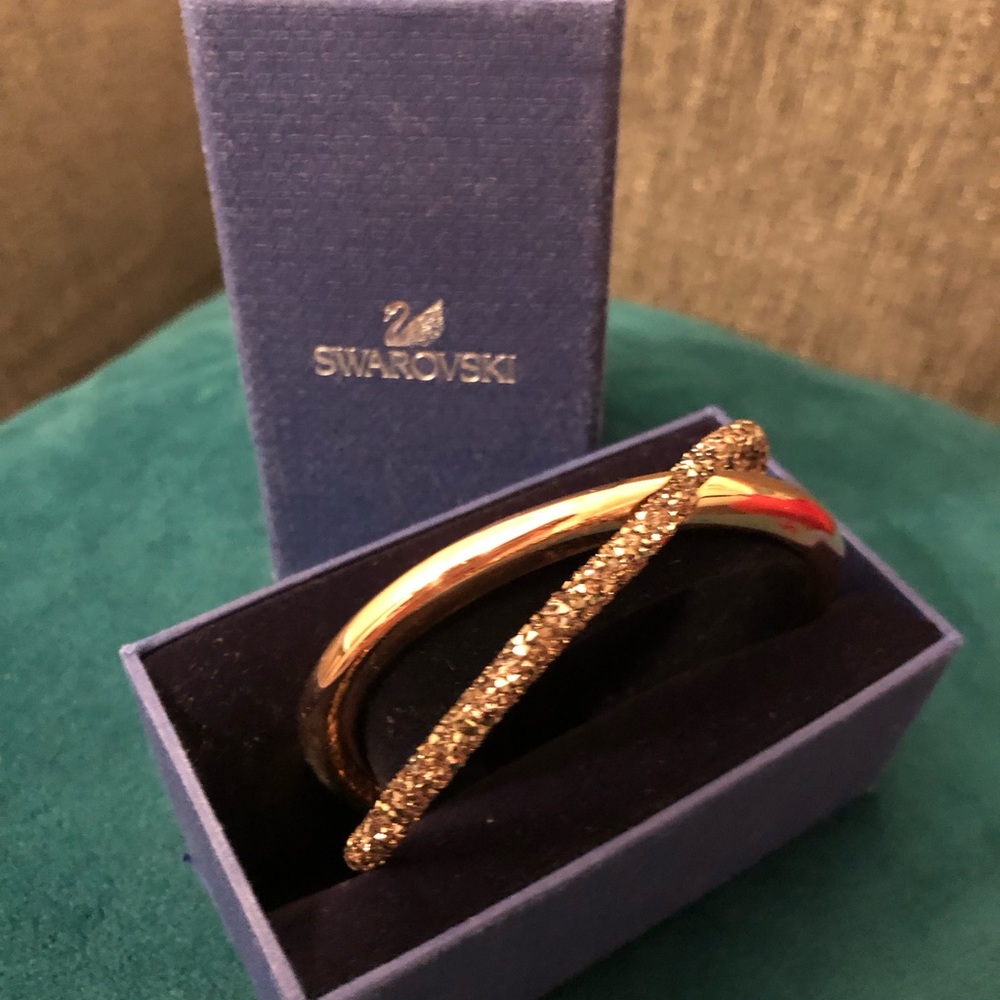 Cuff bracelet